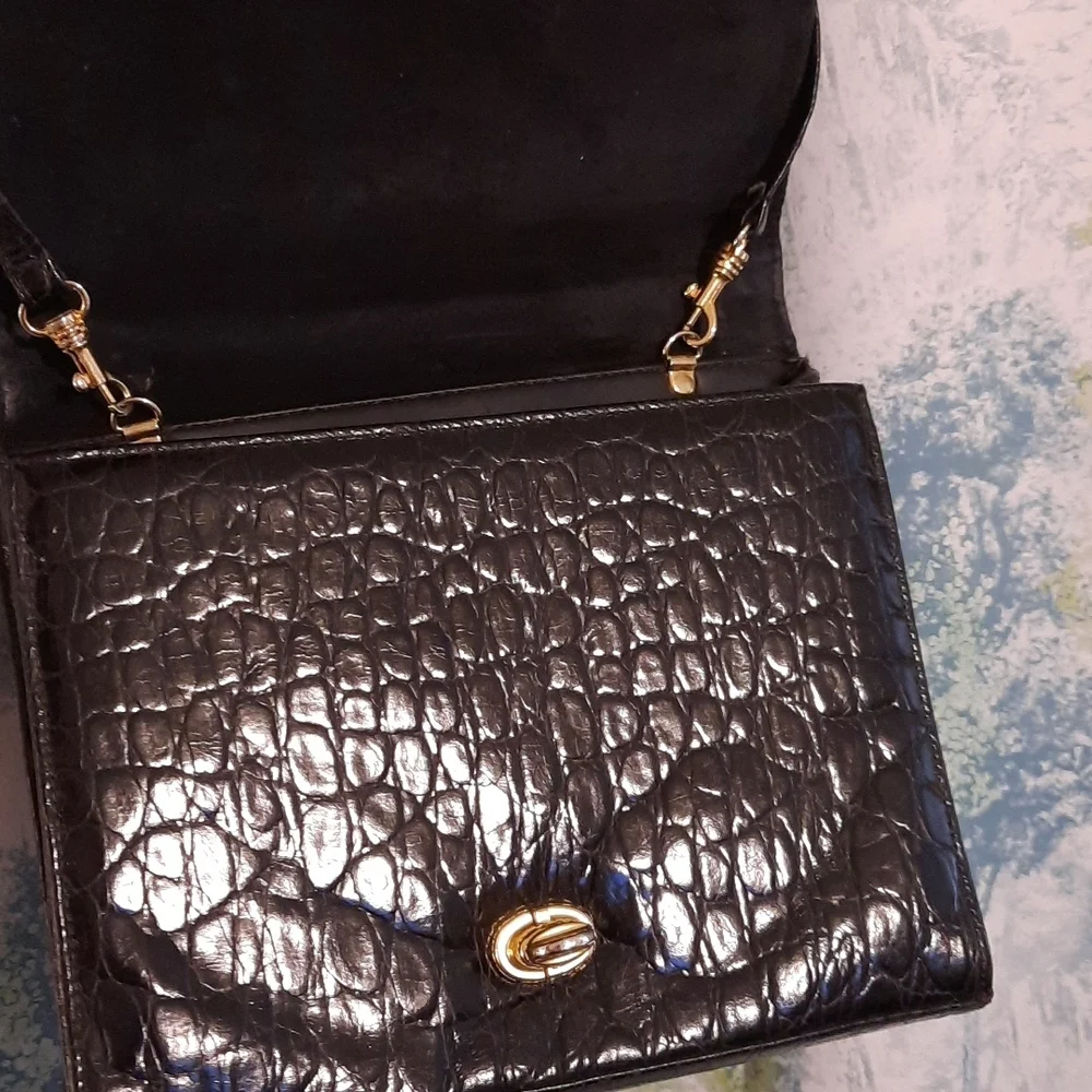 Theodora vintage USA made handbag crossbody leather shiny black auto snap
